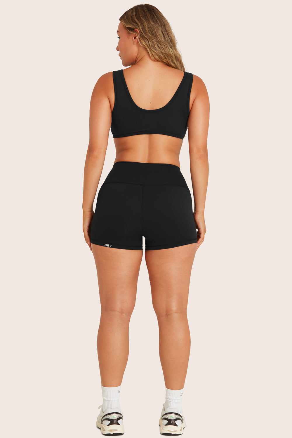 Breathe Mini-Shorts – Onyx